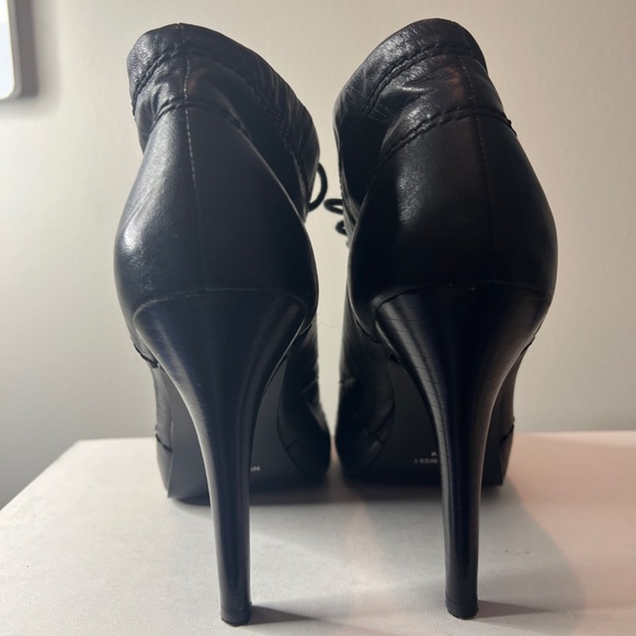 Nine West Black Leather Ankle Boot 10 - Picture 5 of 16